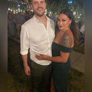 LG - Lulu's Emerald Sleeveless V-Neck Maxi Gown